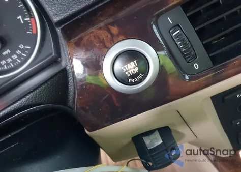 2008 BMW 328 Xi из США, поврежденный, VIN WBAVC93538K038148